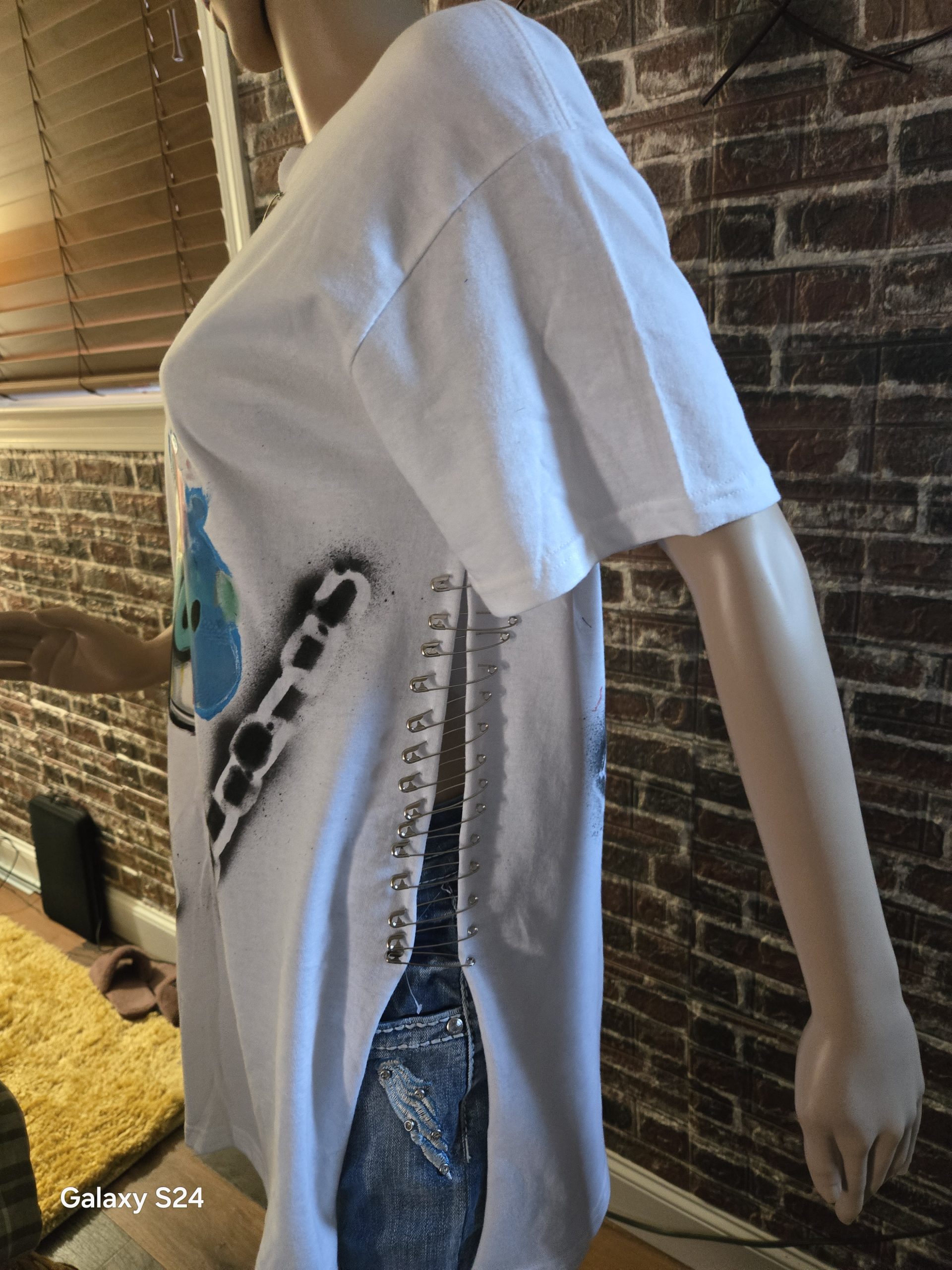 SIGNATURE Stroke Tee - Image 3