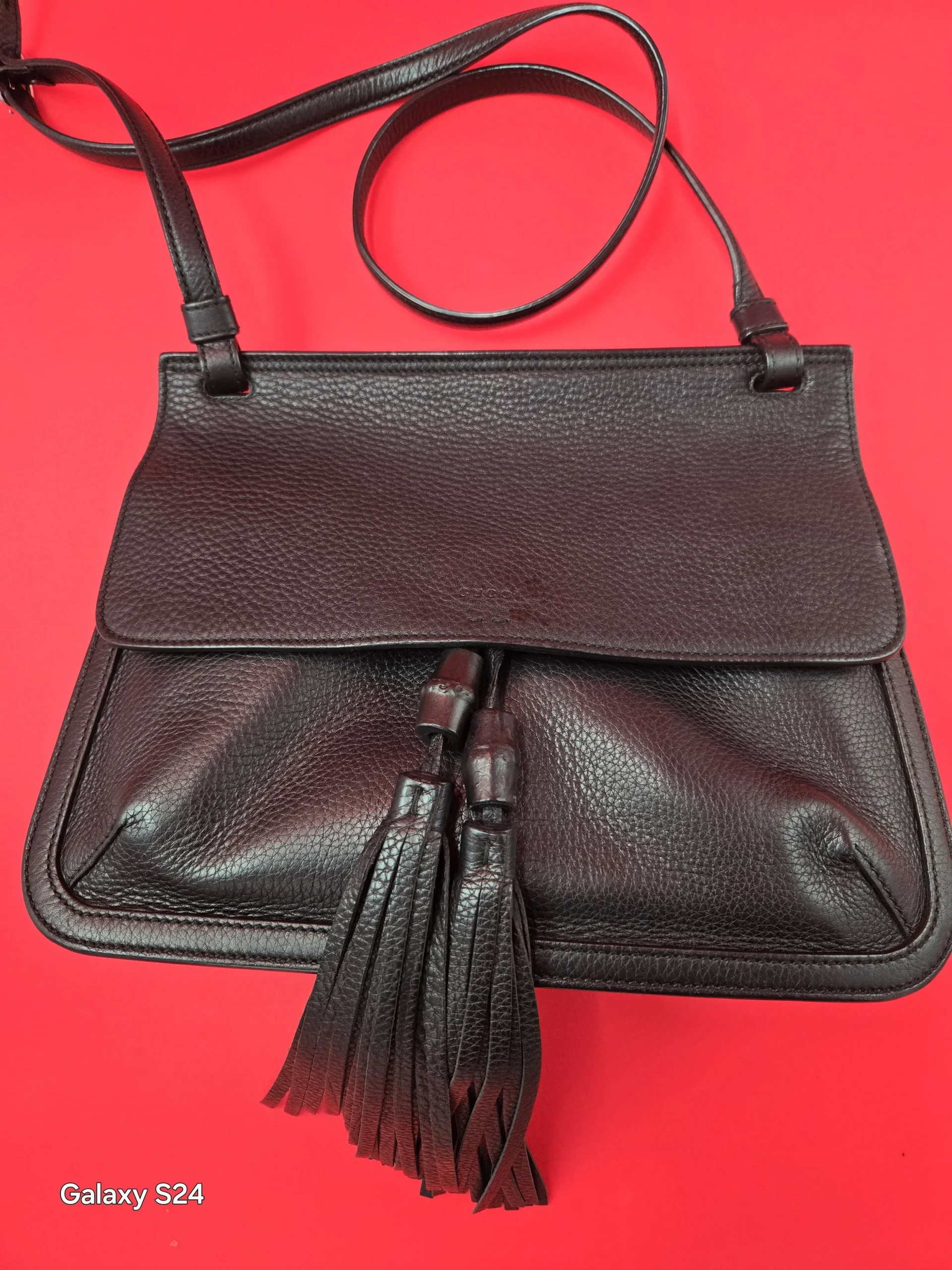 GUCCI, SHOULDERBAG CROSSBODY TASSELS, LOGO, BLACK LEATHER, AUTHENTIC NEW. - Image 4