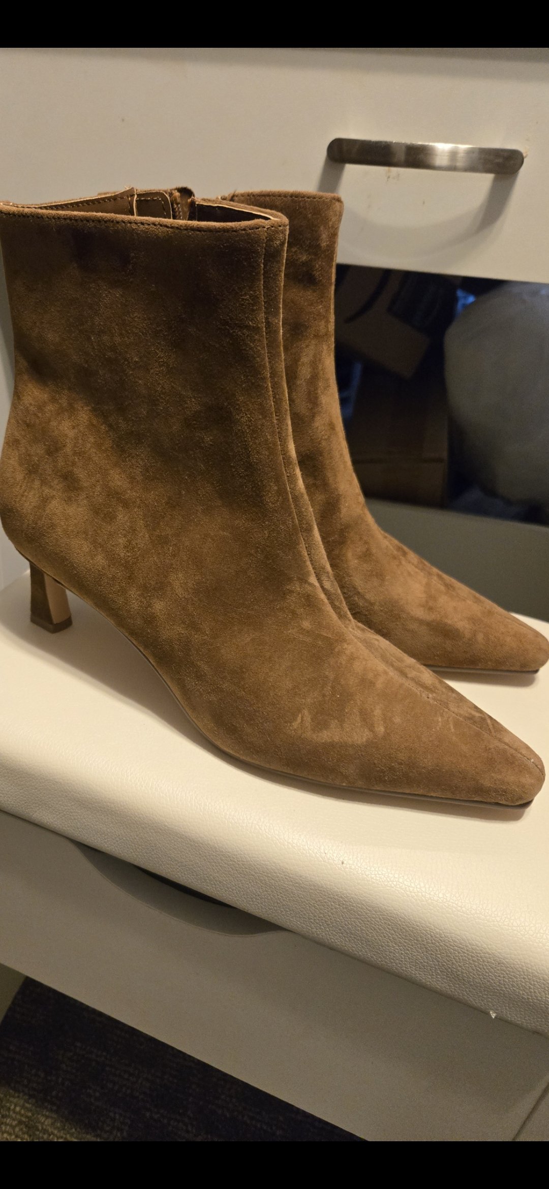 STEVE MADDEN CAMEL SUEDE KITTEN HEEL ANKLE BOOTS - Image 2
