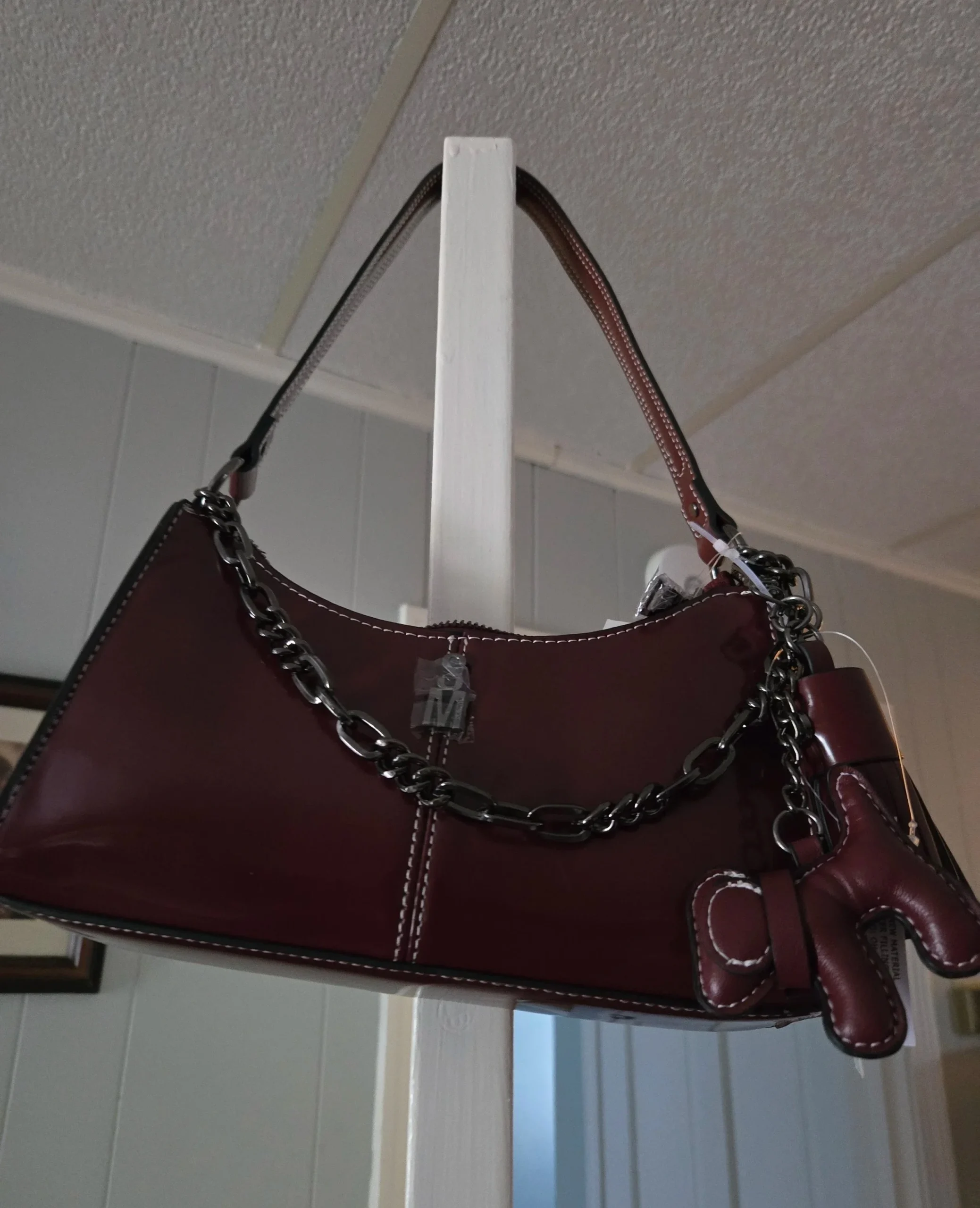 STEVE MADDEN BURGUNDY PATENT LEATHER BAG - Image 2